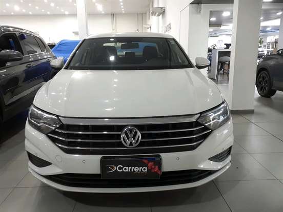 VOLKSWAGEN-JETTA-2018