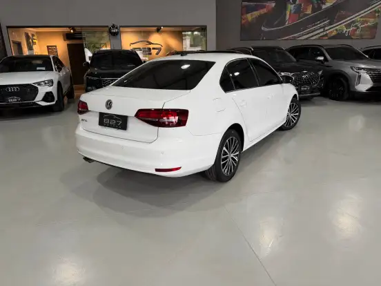VOLKSWAGEN-JETTA-2.0 COMFORTLINE FLEX 4P TIPTRONIC VOLKSWAGEN-JETTA-2015