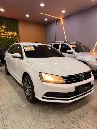 VOLKSWAGEN JETTA 2.0 COMFORTLINE FLEX 4P TIPTRONIC