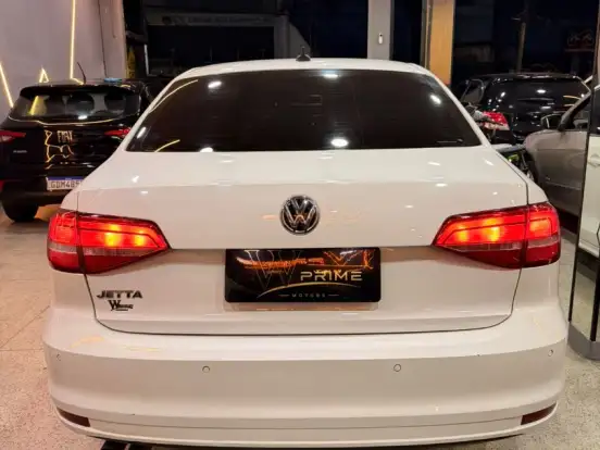 VOLKSWAGEN-JETTA-2.0 COMFORTLINE FLEX 4P TIPTRONIC VOLKSWAGEN-JETTA-2015
