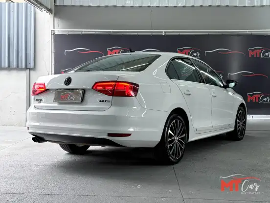 VOLKSWAGEN-JETTA-2017