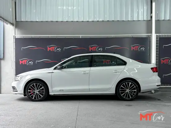 VOLKSWAGEN-JETTA-2017
