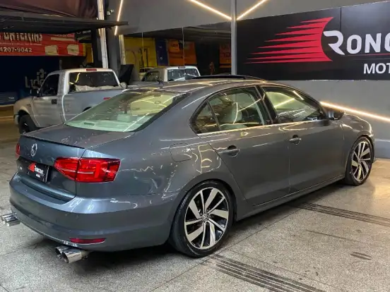 VOLKSWAGEN-JETTA-2.0 TSI HIGHLINE 211CV GASOLINA 4P TIPTRONIC VOLKSWAGEN-JETTA-2016