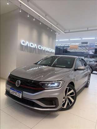 VOLKSWAGEN-JETTA-2019