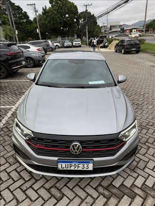 VOLKSWAGEN-JETTA-2019
