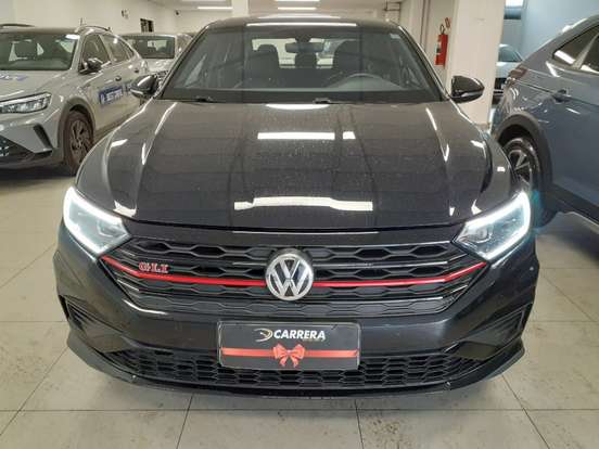VOLKSWAGEN-JETTA-2021