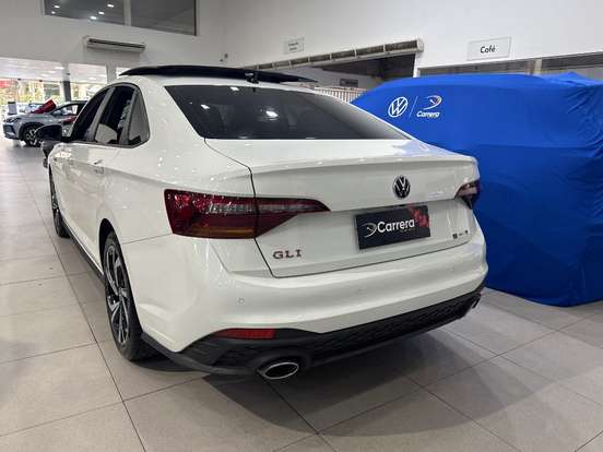 VOLKSWAGEN-JETTA-2023