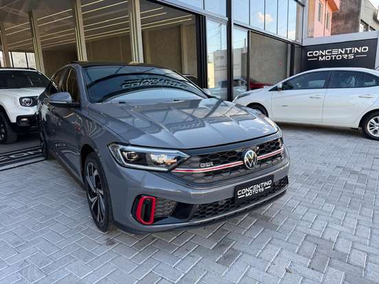 VOLKSWAGEN-JETTA-2023