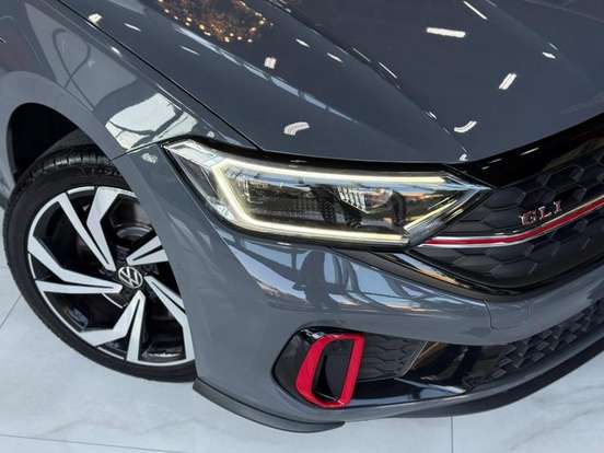 VOLKSWAGEN-JETTA-2023