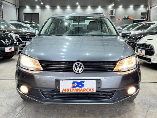 VOLKSWAGEN-JETTA-2.0 COMFORTLINE FLEX 4P MANUAL VOLKSWAGEN-JETTA-2011