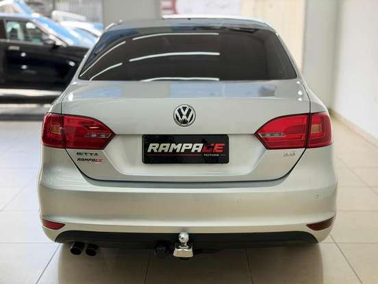 VOLKSWAGEN-JETTA-2.0 COMFORTLINE FLEX 4P TIPTRONIC VOLKSWAGEN-JETTA-2013