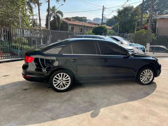VOLKSWAGEN-JETTA-2.0 TSI HIGHLINE 200CV GASOLINA 4P TIPTRONIC VOLKSWAGEN-JETTA-2011