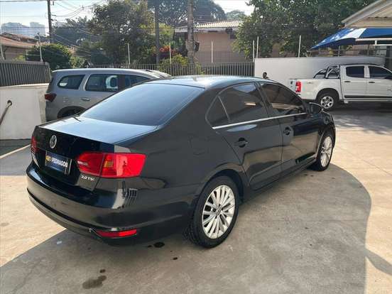 VOLKSWAGEN-JETTA-2.0 TSI HIGHLINE 200CV GASOLINA 4P TIPTRONIC VOLKSWAGEN-JETTA-2011