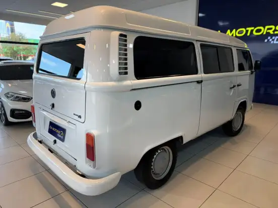 VOLKSWAGEN-KOMBI-2006