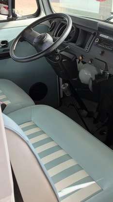 VOLKSWAGEN-KOMBI-2013