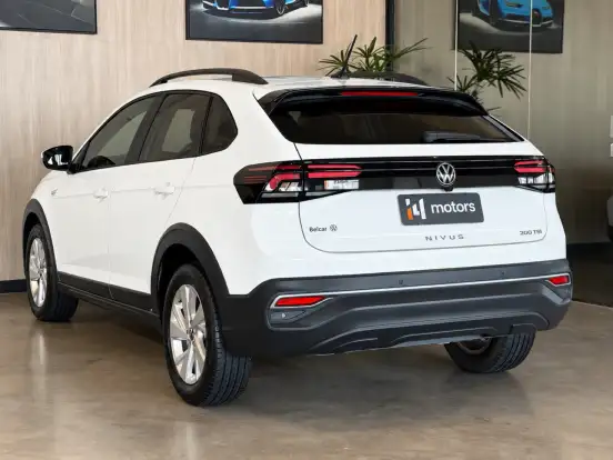 VOLKSWAGEN-NIVUS-1.0 200 TSI TOTAL FLEX COMFORTLINE AUTOMÁTICO VOLKSWAGEN-NIVUS-2024