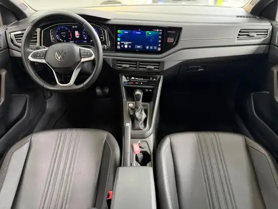 VOLKSWAGEN-NIVUS-1.0 200 TSI TOTAL FLEX HIGHLINE AUTOMÁTICO VOLKSWAGEN-NIVUS-2025