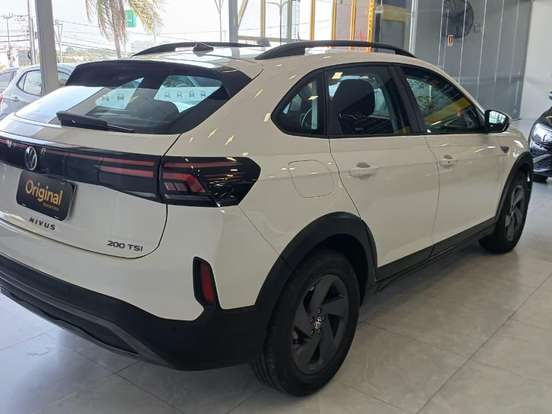 VOLKSWAGEN-NIVUS-1.0 200 TSI TOTAL FLEX COMFORTLINE AUTOMÁTICO VOLKSWAGEN-NIVUS-2025