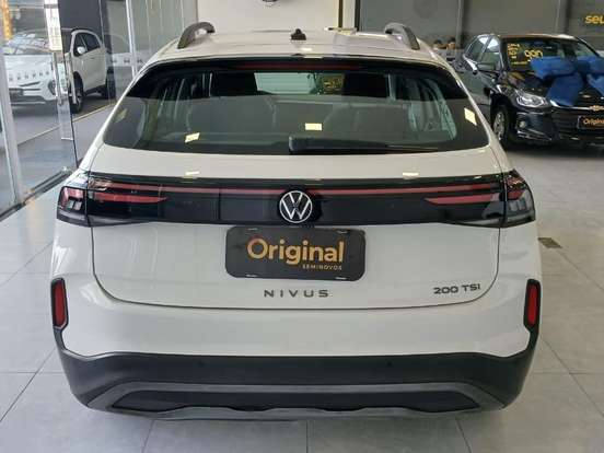 VOLKSWAGEN-NIVUS-1.0 200 TSI TOTAL FLEX COMFORTLINE AUTOMÁTICO VOLKSWAGEN-NIVUS-2025
