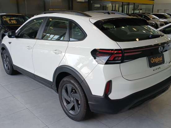 VOLKSWAGEN-NIVUS-1.0 200 TSI TOTAL FLEX COMFORTLINE AUTOMÁTICO VOLKSWAGEN-NIVUS-2025