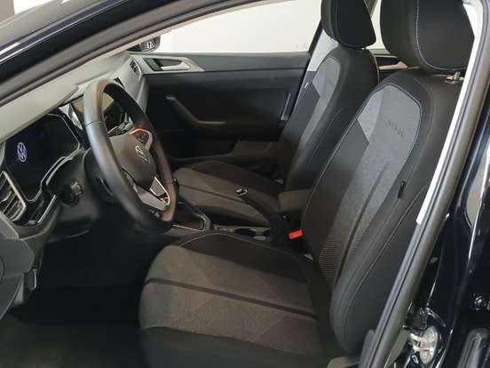 VOLKSWAGEN-NIVUS-1.0 200 TSI TOTAL FLEX COMFORTLINE AUTOMÁTICO VOLKSWAGEN-NIVUS-2025