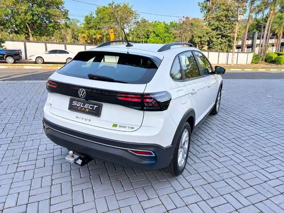 VOLKSWAGEN-NIVUS-1.0 200 TSI TOTAL FLEX COMFORTLINE AUTOMÁTICO VOLKSWAGEN-NIVUS-2022