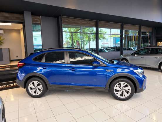 VOLKSWAGEN-NIVUS-1.0 200 TSI TOTAL FLEX COMFORTLINE AUTOMÁTICO VOLKSWAGEN-NIVUS-2022