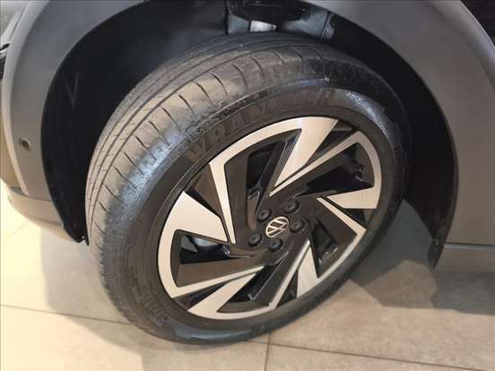 VOLKSWAGEN-NIVUS-1.0 200 TSI TOTAL FLEX HIGHLINE AUTOMÁTICO VOLKSWAGEN-NIVUS-2025