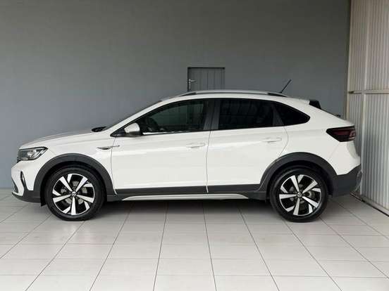 VOLKSWAGEN-NIVUS-1.0 200 TSI TOTAL FLEX HIGHLINE AUTOMÁTICO VOLKSWAGEN-NIVUS-2023