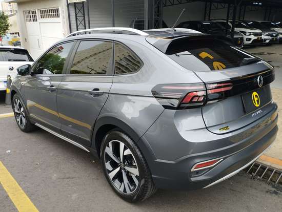VOLKSWAGEN-NIVUS-1.0 200 TSI TOTAL FLEX HIGHLINE AUTOMÁTICO VOLKSWAGEN-NIVUS-2024