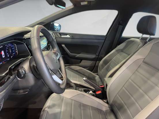 VOLKSWAGEN-NIVUS-1.0 200 TSI TOTAL FLEX HIGHLINE AUTOMÁTICO VOLKSWAGEN-NIVUS-2024