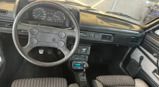 VOLKSWAGEN-PASSAT-1987