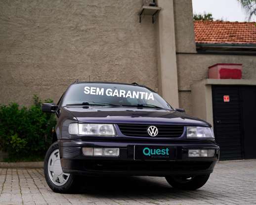 VOLKSWAGEN-PASSAT-1996