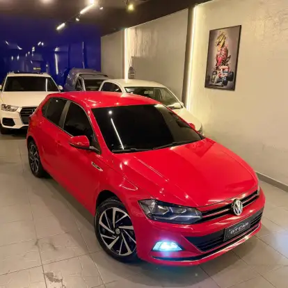VOLKSWAGEN-POLO-1.0 200 TSI HIGHLINE AUTOMÁTICO VOLKSWAGEN-POLO-2018