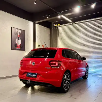 VOLKSWAGEN-POLO-2018