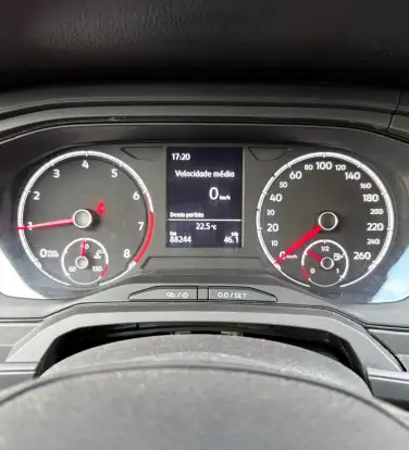 VOLKSWAGEN-POLO-2019