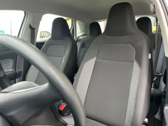VOLKSWAGEN-POLO-2025