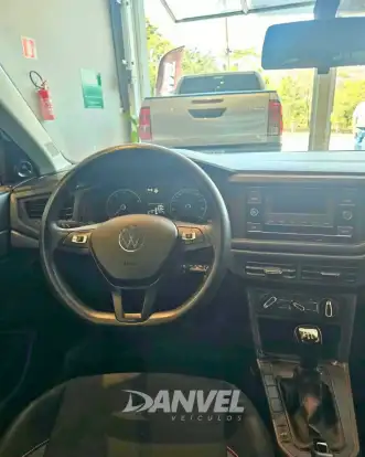 VOLKSWAGEN-POLO-2023