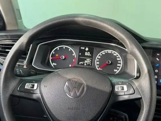 VOLKSWAGEN-POLO-2024