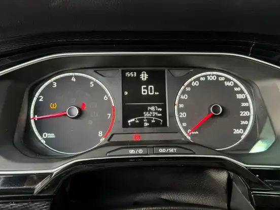 VOLKSWAGEN-POLO-2024
