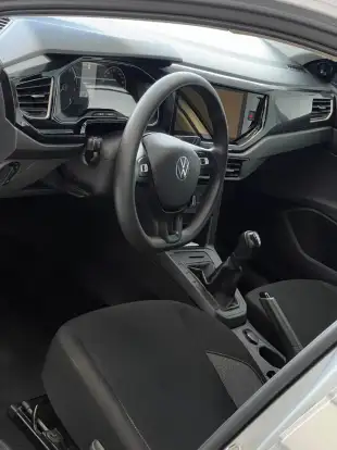 VOLKSWAGEN-POLO-2024