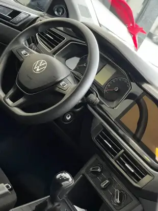 VOLKSWAGEN-POLO-2024