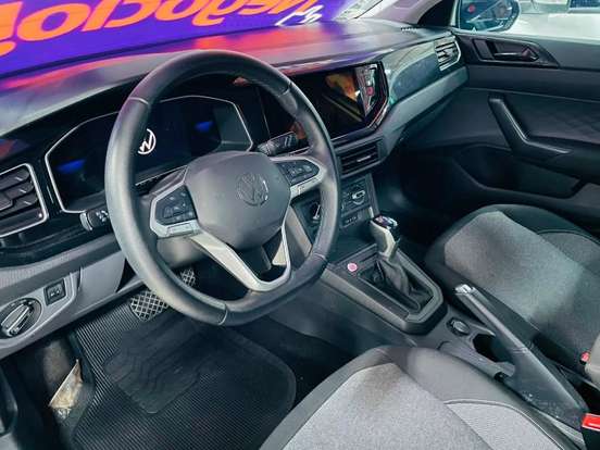 VOLKSWAGEN-POLO-2024