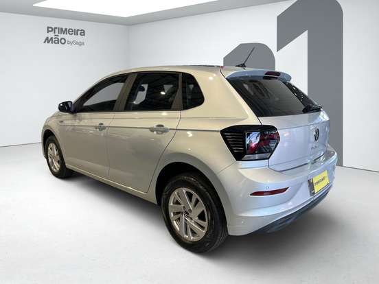 VOLKSWAGEN-POLO-2024