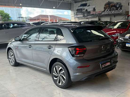 VOLKSWAGEN-POLO-1.0 170 TSI HIGHLINE AUTOMÁTICO VOLKSWAGEN-POLO-2023