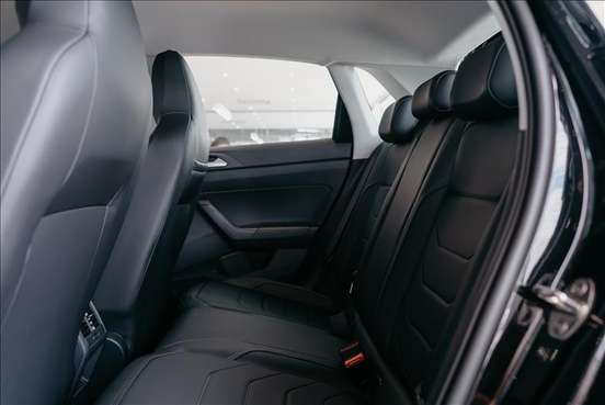 VOLKSWAGEN-POLO-1.0 170 TSI HIGHLINE AUTOMÁTICO VOLKSWAGEN-POLO-2026