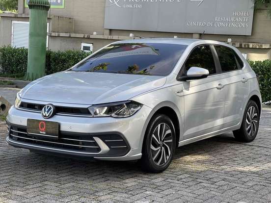 VOLKSWAGEN-POLO-2023