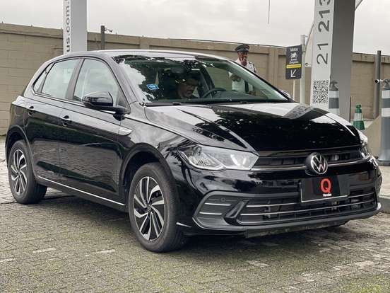 VOLKSWAGEN-POLO-2025