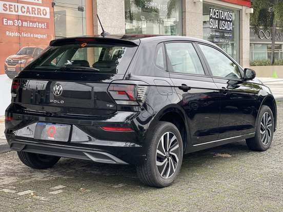 VOLKSWAGEN-POLO-2025