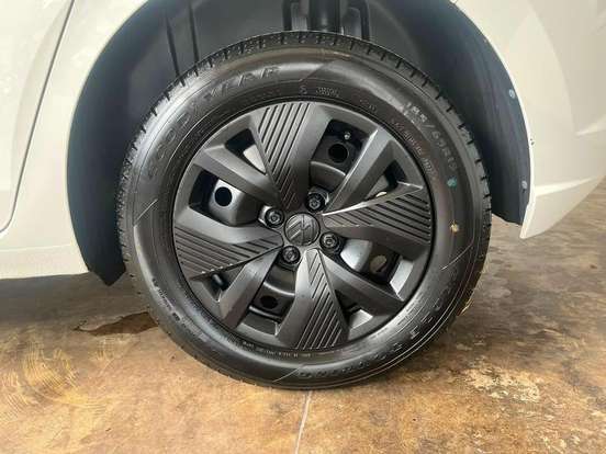 VOLKSWAGEN-POLO-2025